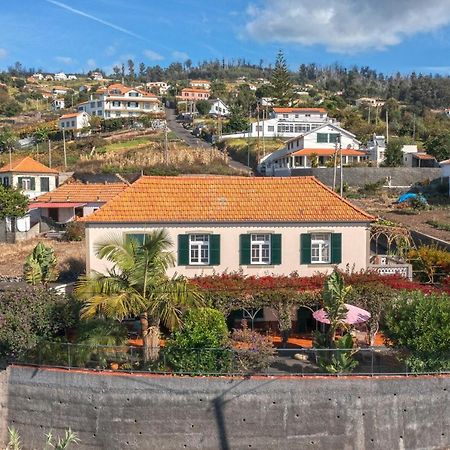Cozy Villa Flora By Hr Madeira Estreito Da Calheta Exterior photo
