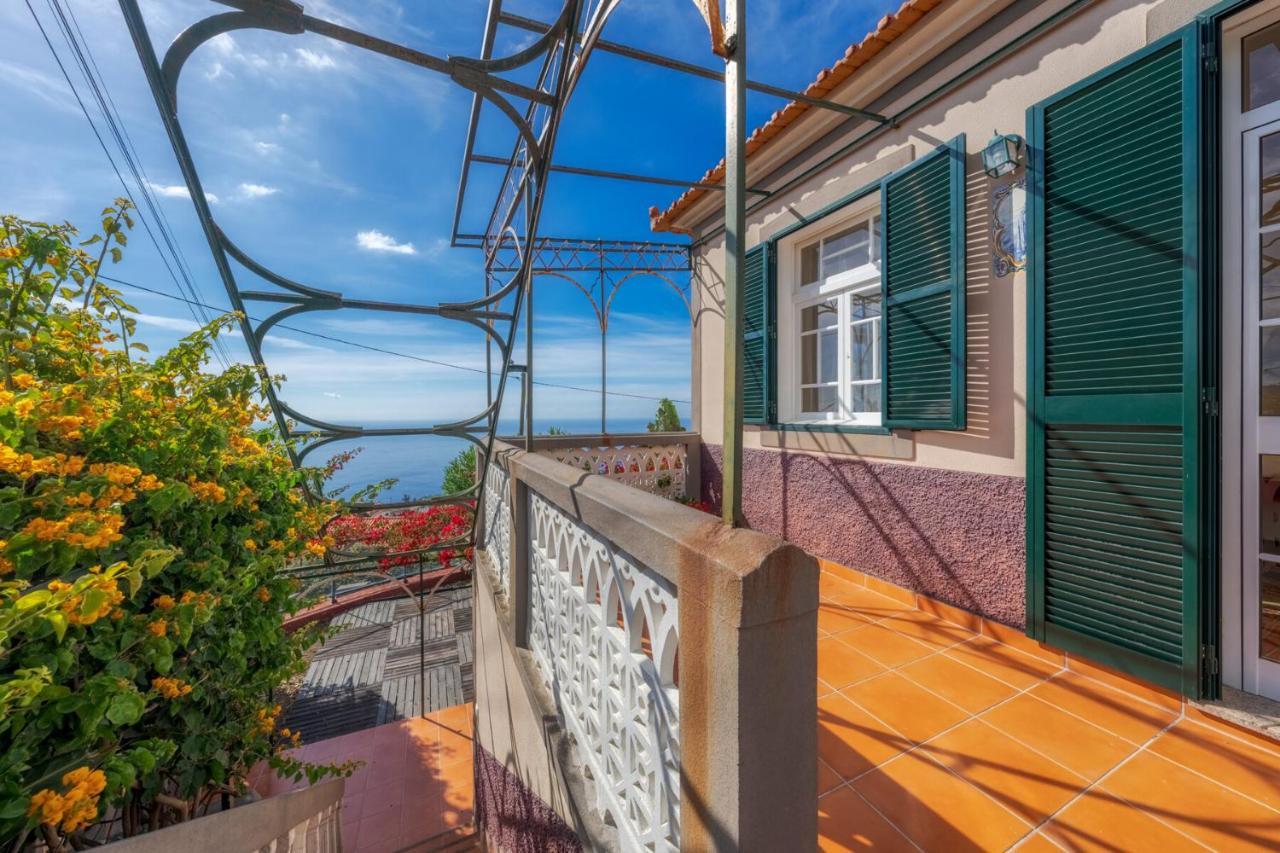 Cozy Villa Flora By Hr Madeira Estreito Da Calheta Exterior photo