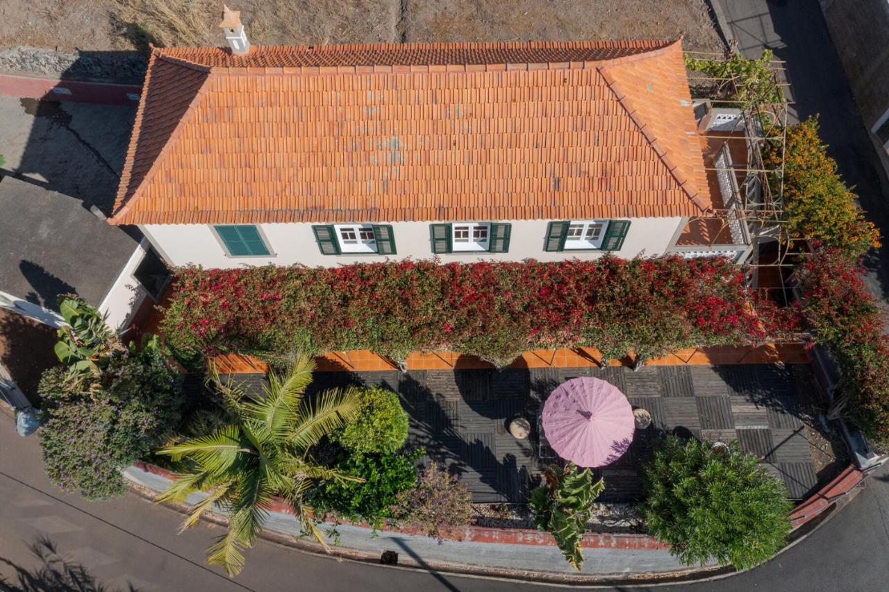 Cozy Villa Flora By Hr Madeira Estreito Da Calheta Exterior photo